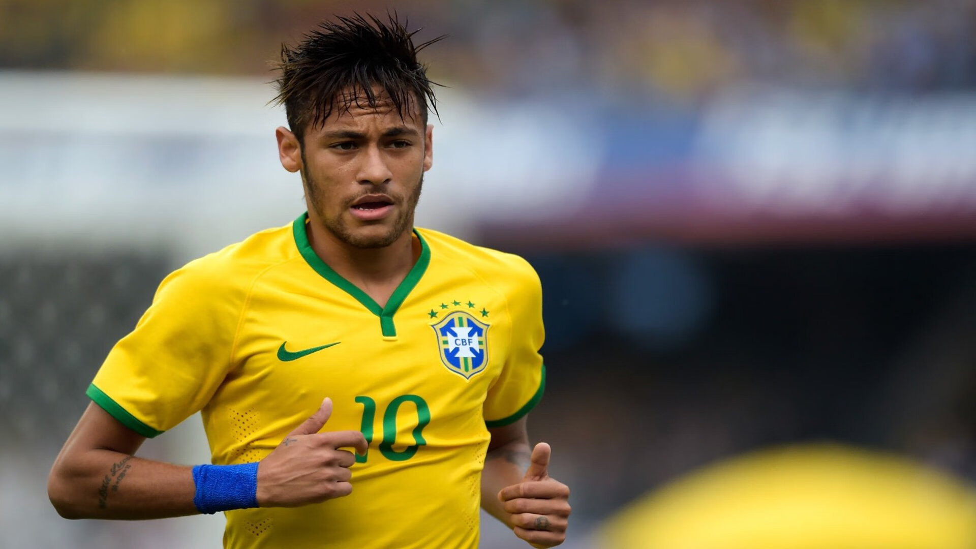 爱游戏ayx-_未来竞速场馆：科技打造的体感盛宴_，未来竞技场工资