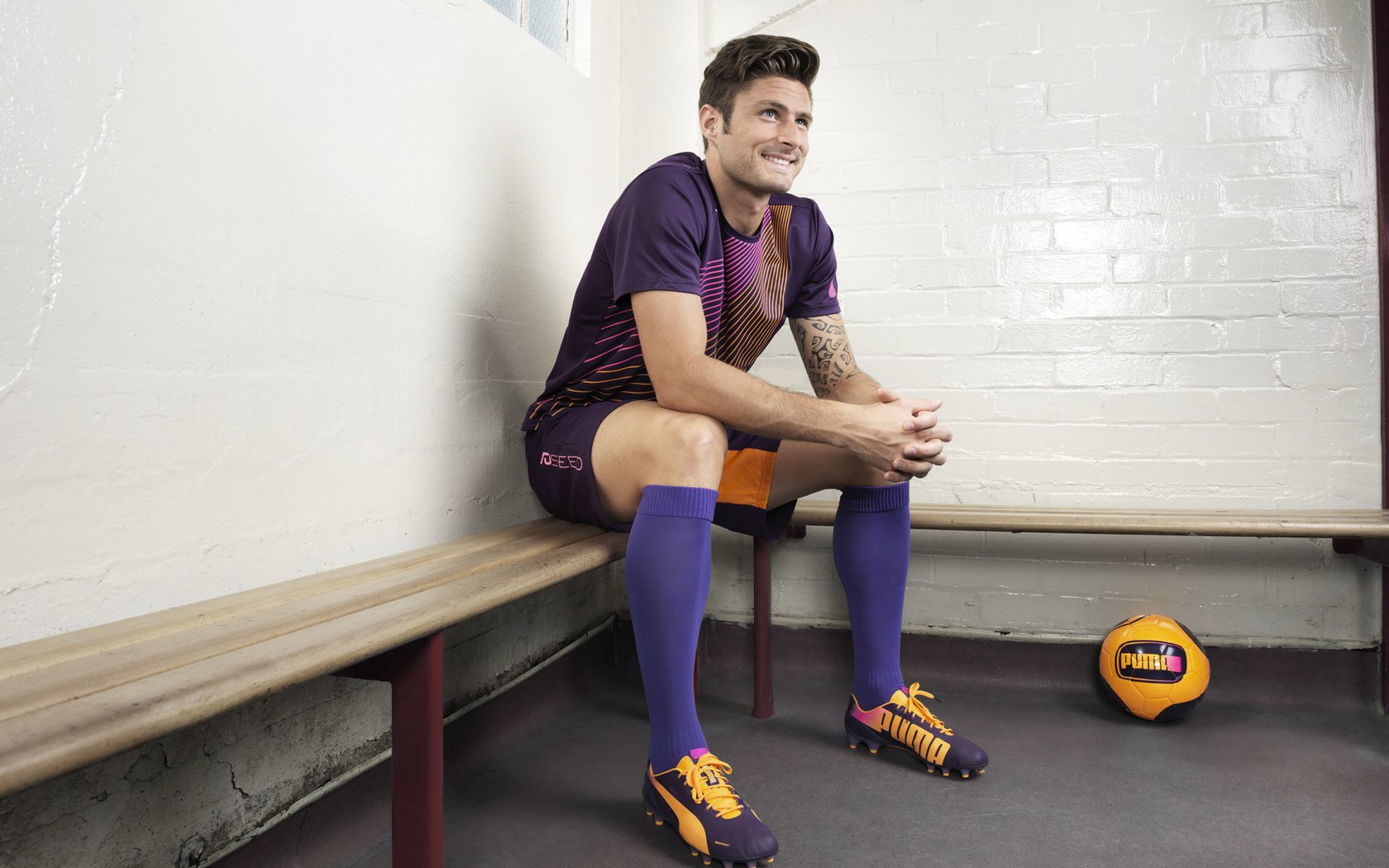 英超激战再临,精彩逆转和神级扑救成为焦点,英超 prizm